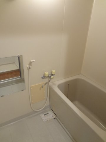 ラポール平山の浴室