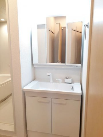 ベルコロレⅧＡの洗面所