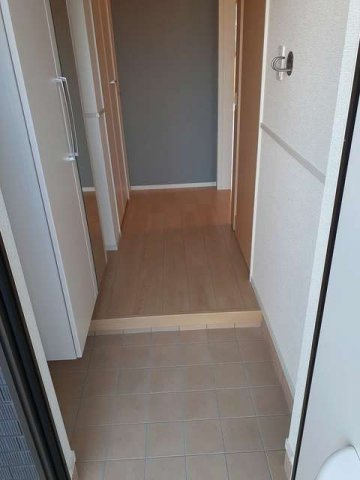 ベルコロレⅧＡの玄関