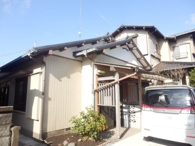 富士市今泉八丁目の戸建の外観
