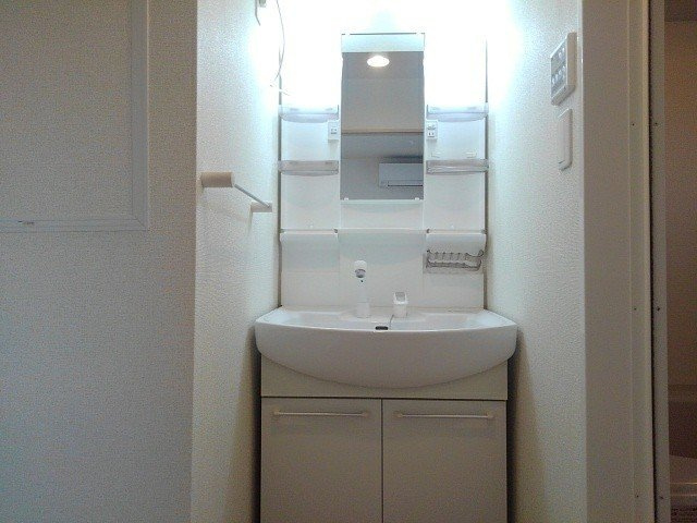 エトワール壱番館の洗面所