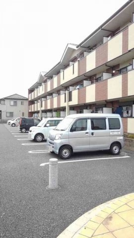 エステビエントの駐車場