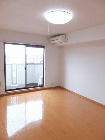 エステビエントの居間・リビング