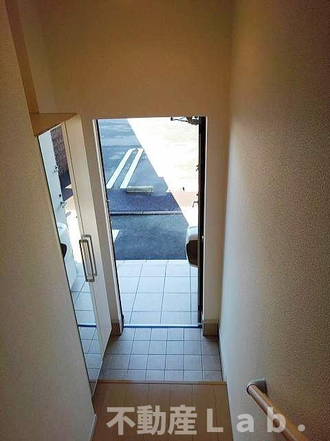 ピュアハイツの玄関