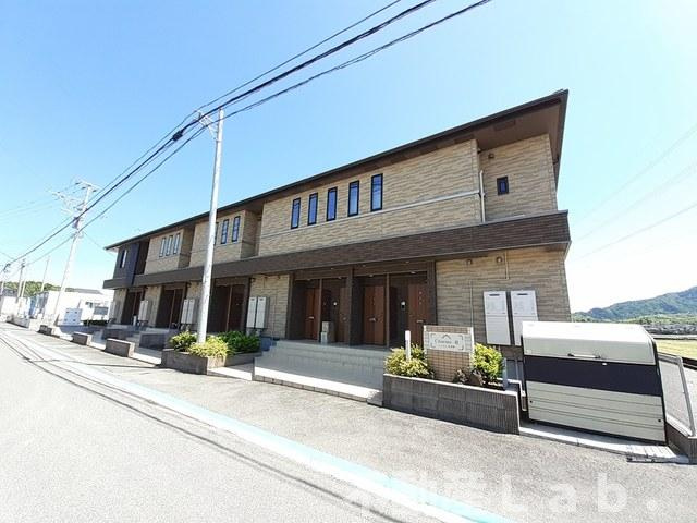 シャルムⅢ番館の外観