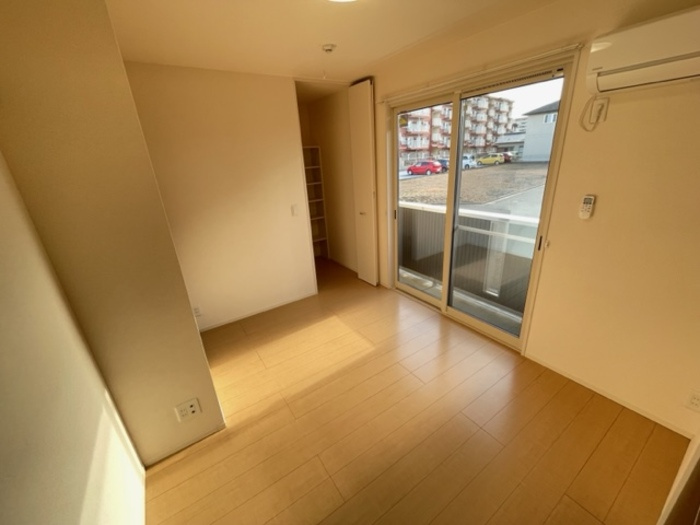 Ｄ－ｒｏｏｍ向山の居間・リビング