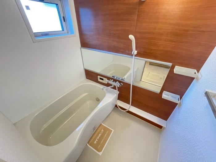 Ｄ－ｒｏｏｍ向山の浴室