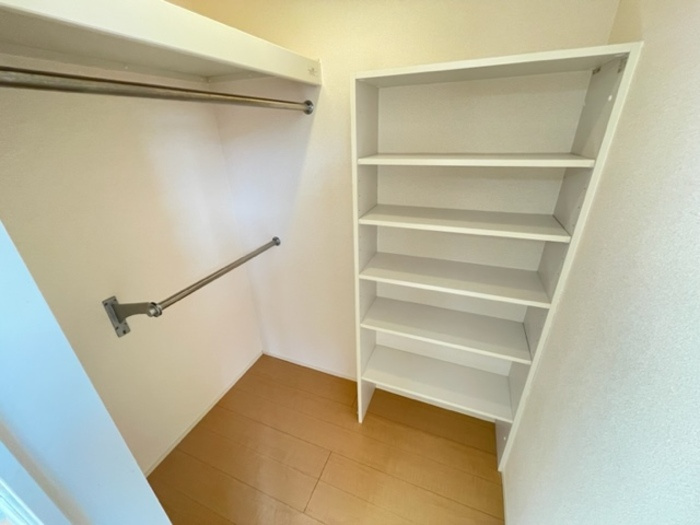 Ｄ－ｒｏｏｍ向山の収納