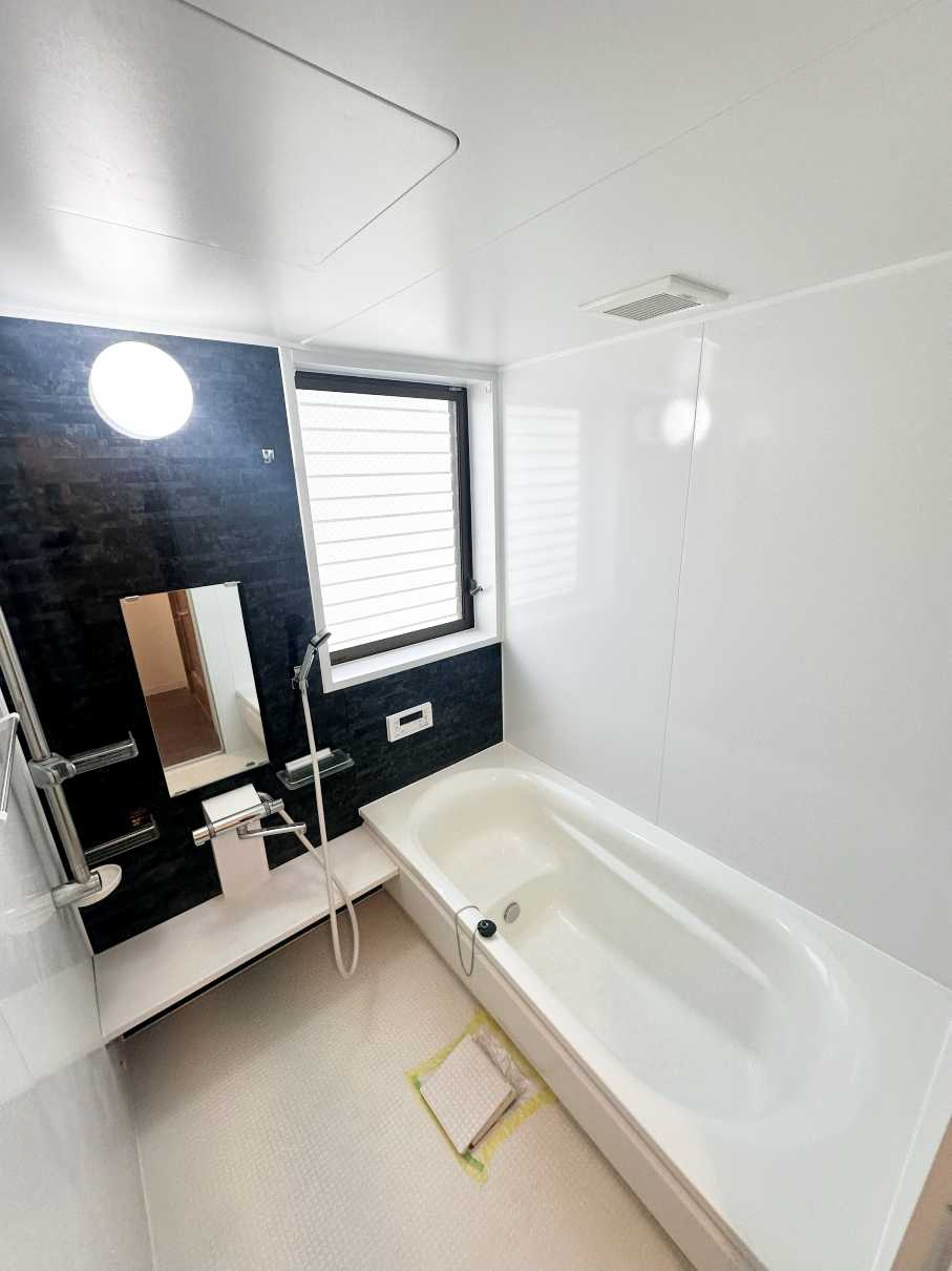 松戸市松戸戸建の浴室
