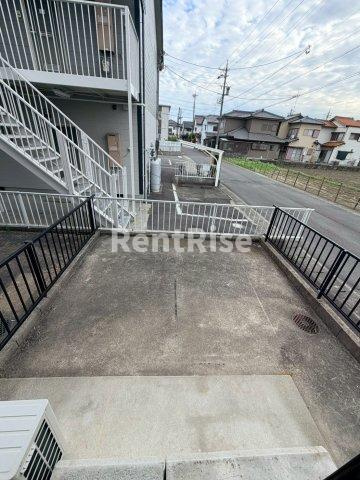 メゾネット森本の居間・リビング