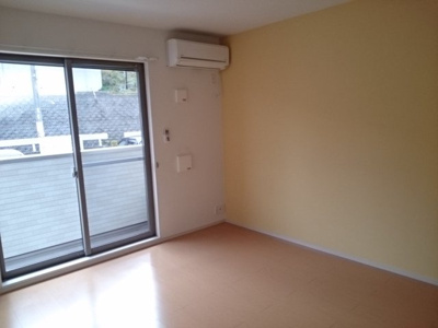 【居間・リビング】 | メテオ－ル学園前