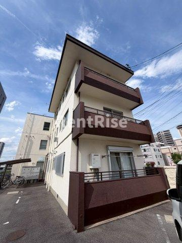 リアル神山の外観