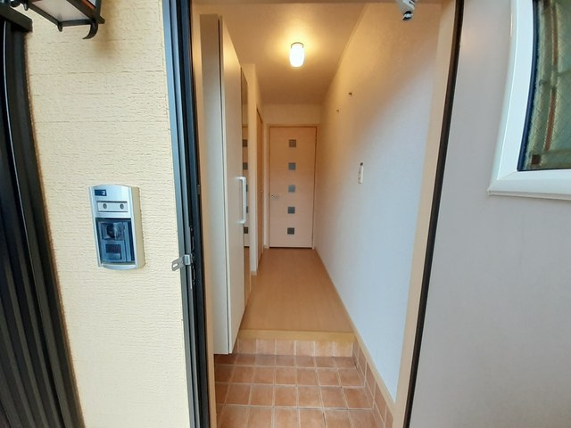 ウィスティリア　パディ弐番館の玄関|玄関