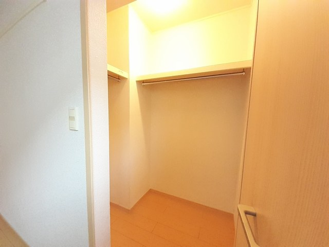 ウィスティリア　パディ弐番館の収納|収納