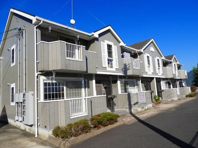 ヒルズハウス　ソレイユの外観|建物外観を気になさる方へ、見た目の良い物件です