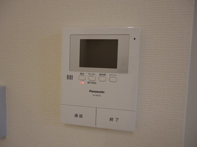 メイプルの内装|カメラ付インターホン