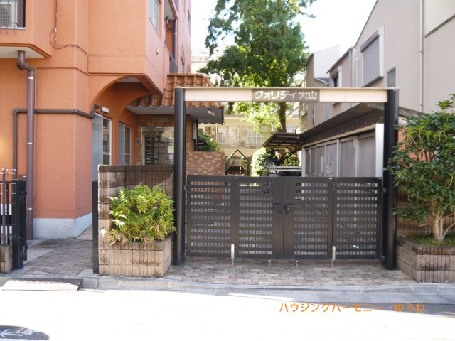 【エントランス】 | クオリティ大山 | 清廉とされたエントランスになっています。