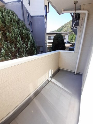 プロムナード　Ａのバルコニー|広々としたバルコニーです