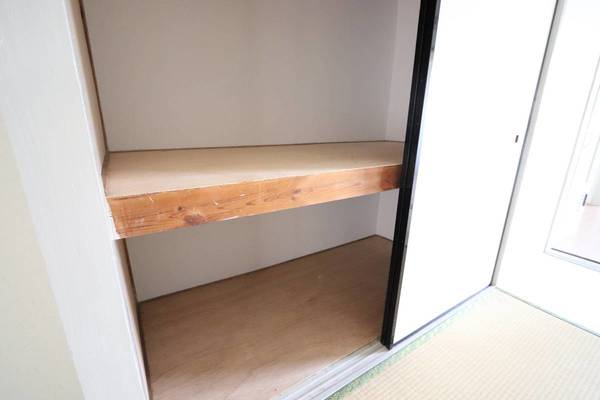 ビレッジハウス下更地2号棟の収納|ビレッジハウスの同一物件・同一タイプの間取りの写真です
