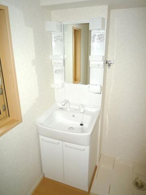 【洗面所】 | ペリドット | ゆったりとスペースのある洗面所