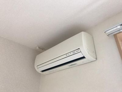 【設備】 | ラテーヌ | エアコン
