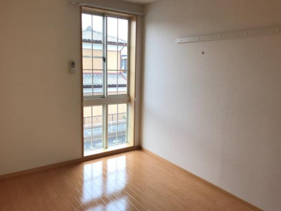 【内装】 | ラテーヌ | 洋室