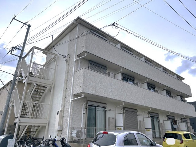 Ｓａｋａｄｏ-ｔｅｒｒａｃｅの外観