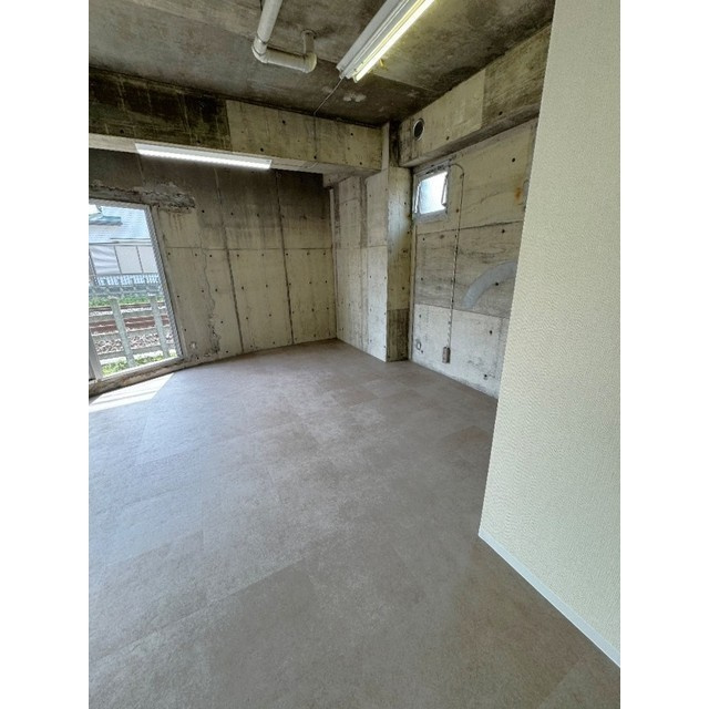 CHASMの居間・リビング