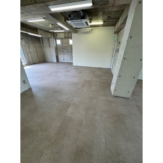 CHASMの居間・リビング