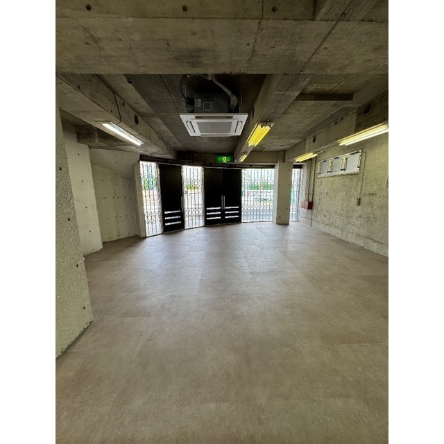 CHASMの居間・リビング