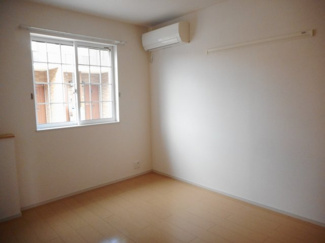 【寝室】 | ヴィラ・ラフレシールＡ | 物件の内装です