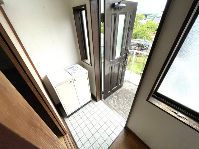 ハイツ本宿の玄関
