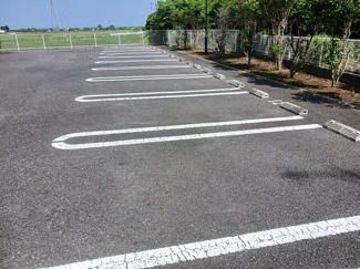 【駐車場】 | グレース　アロッジオ | 駐車場に車を止められます