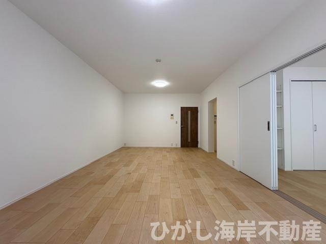 パストラルハイム湘南太平台Ⅱのダイニング|新規リフォーム完了！　19.4帖　LDK