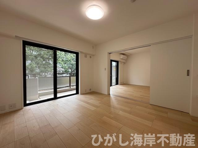 パストラルハイム湘南太平台Ⅱの洋室|新規リフォーム完了！　7.2帖　洋室