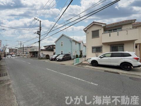 平塚市東中原１丁目　売地の前面道路含む現地写真|現地外観