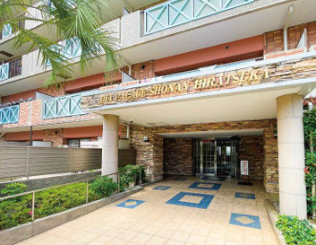 ダイアパレス湘南平塚のエントランス