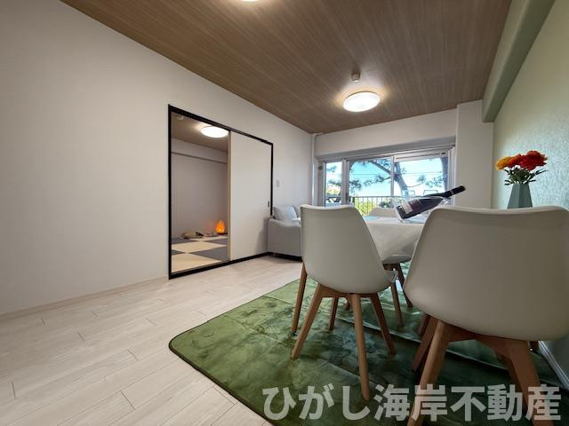 パレ平塚すみれ平壱番館の居間・リビング|新規リフォーム完了！　10.7帖　LDK