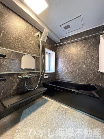 クィーンシティ平塚フェスタロードの洋室