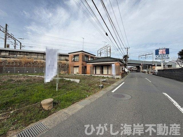 平塚市大神5丁目　売地　全２区画の前面道路含む現地写真|現地外観