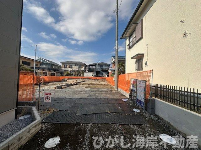 平塚市豊原町　新築戸建　全２棟の外観|3月19日撮影　建築中　現地外観