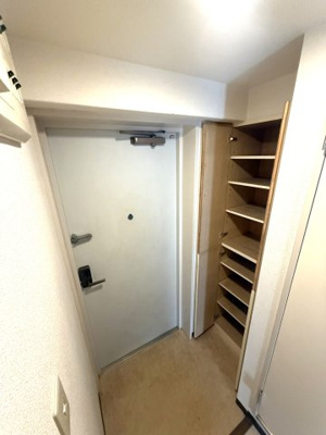 【玄関】 | パレス桜