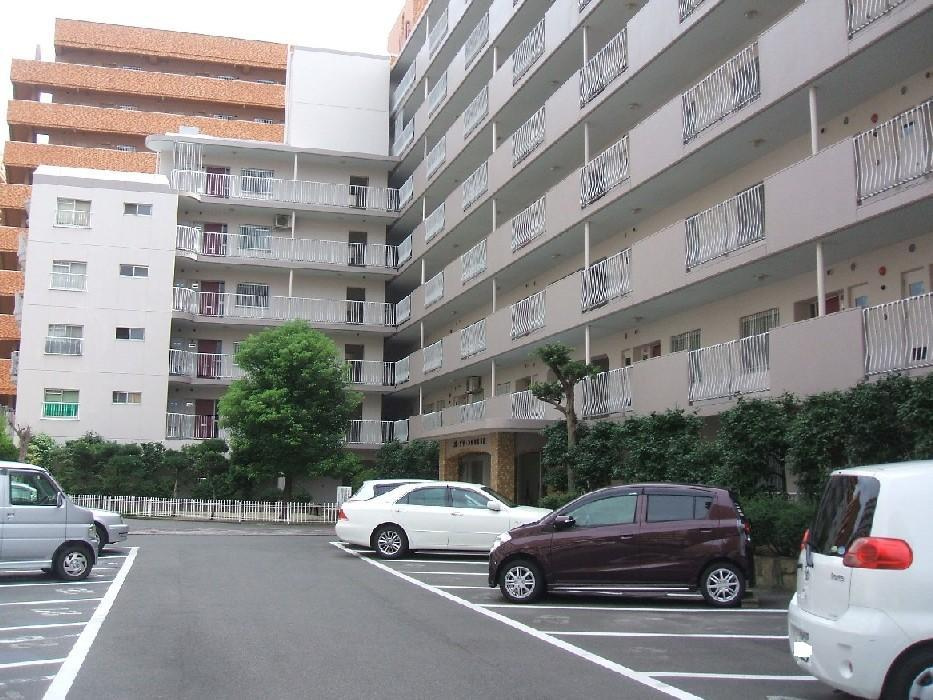 敷地内駐車場あり♪最新の空情報はお気軽にお問い合わせください♪