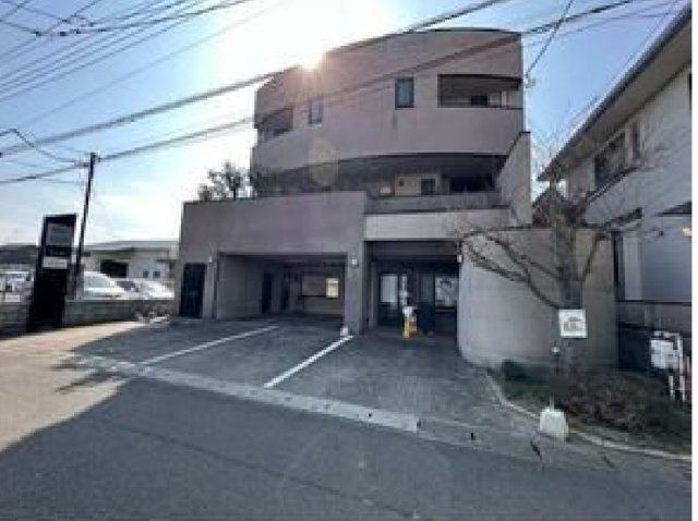 売ビル　小山市駅東通りの外観