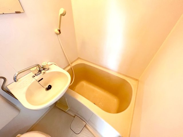 アレイ御幸の浴室|ゆったり過ごせるお風呂です