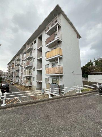 上高丸厚生年金住住宅の外観