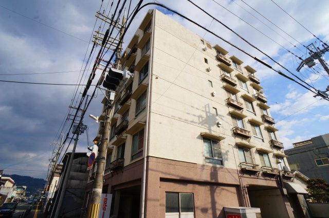 ハピネスハイツの外観