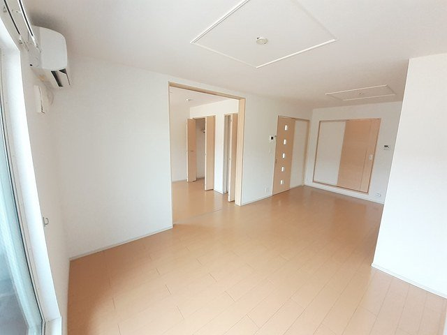 サンライト宗像ⅡＡの居間・リビング|おしゃれなリビングです