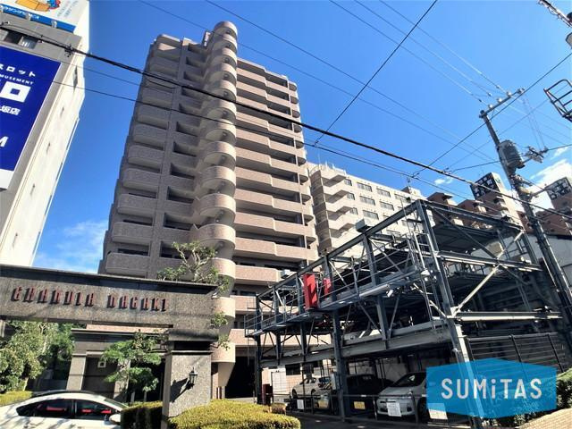 松山市永木町２丁目にあります、14階建てのマンションです♪