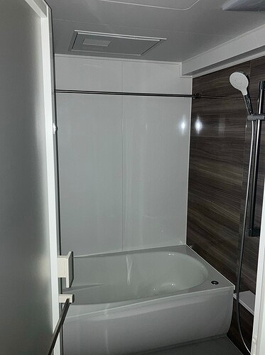 ライオンズステーションプラザ練馬の浴室|日々の疲れを癒すお風呂付です